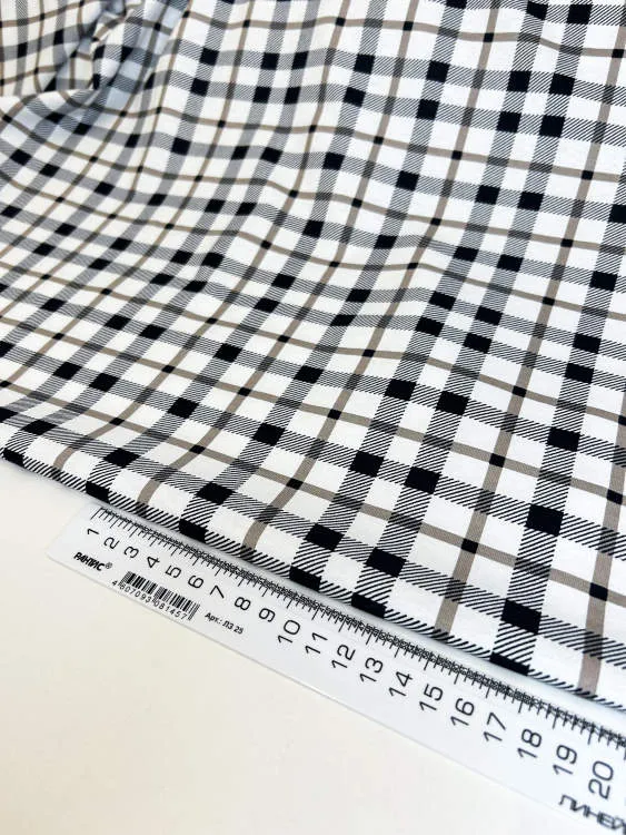 Трикотаж "Кулирная гладь" 02-0390 клетка чёрн/бел 150 г/м2