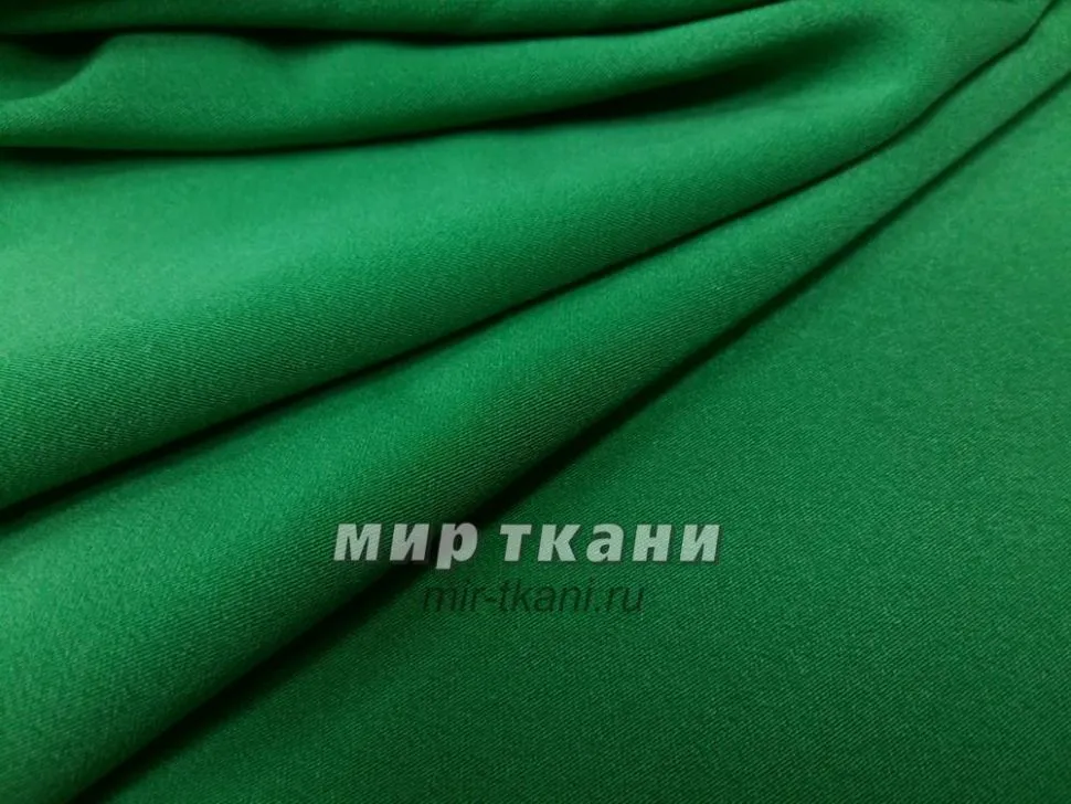 Костюмная "Анжелика" цвет яблоко