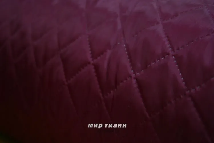Подклад стеганный цвет бордо 150гр/м2