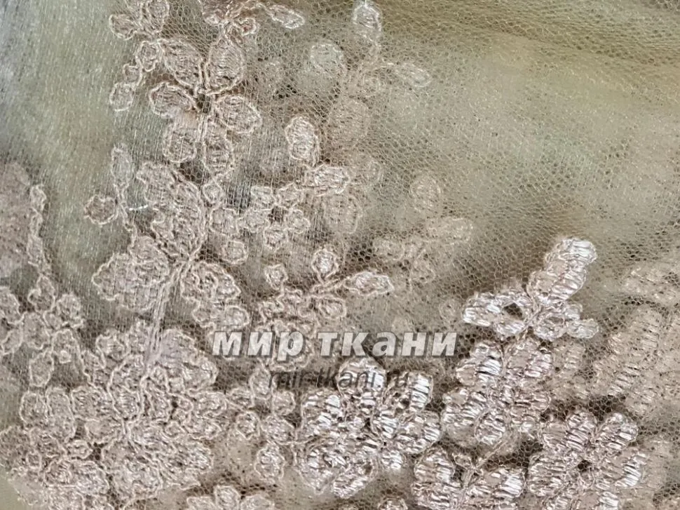 Кружевное на сетке "Ханк" цвет т/персик