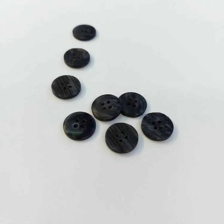 Пуговицы MA99 Blk 24L / 373