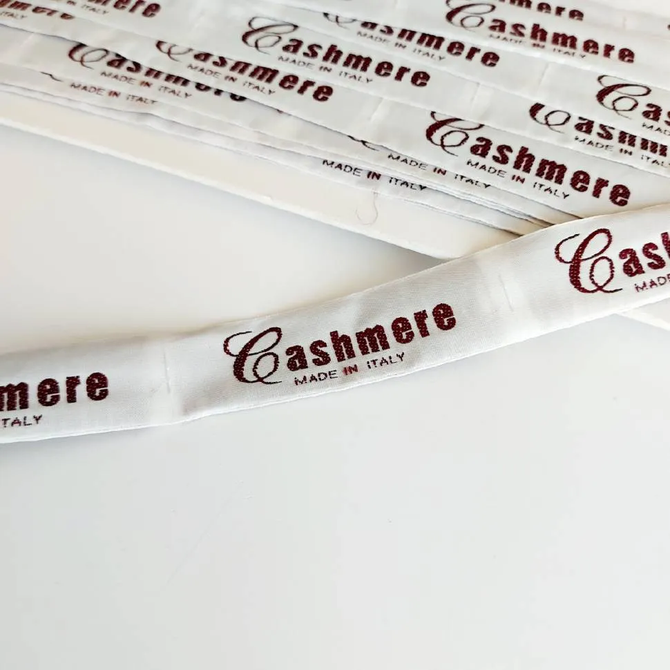 Тесьма брендовая 25 CASHMERE Италия